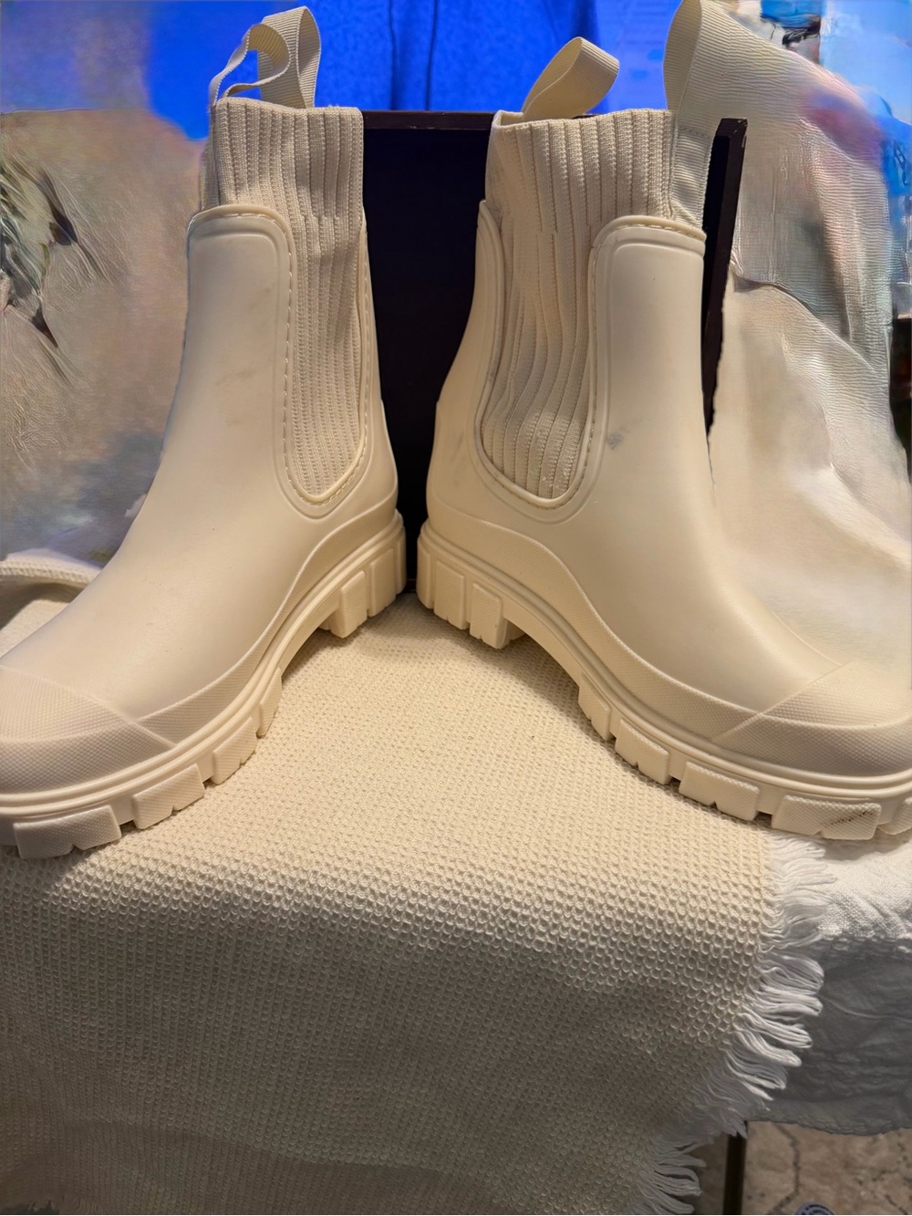 Sanmingmei fashion PVC rain boots SZ 38 - SZ 7- 7 1/2 FLAW scuffing